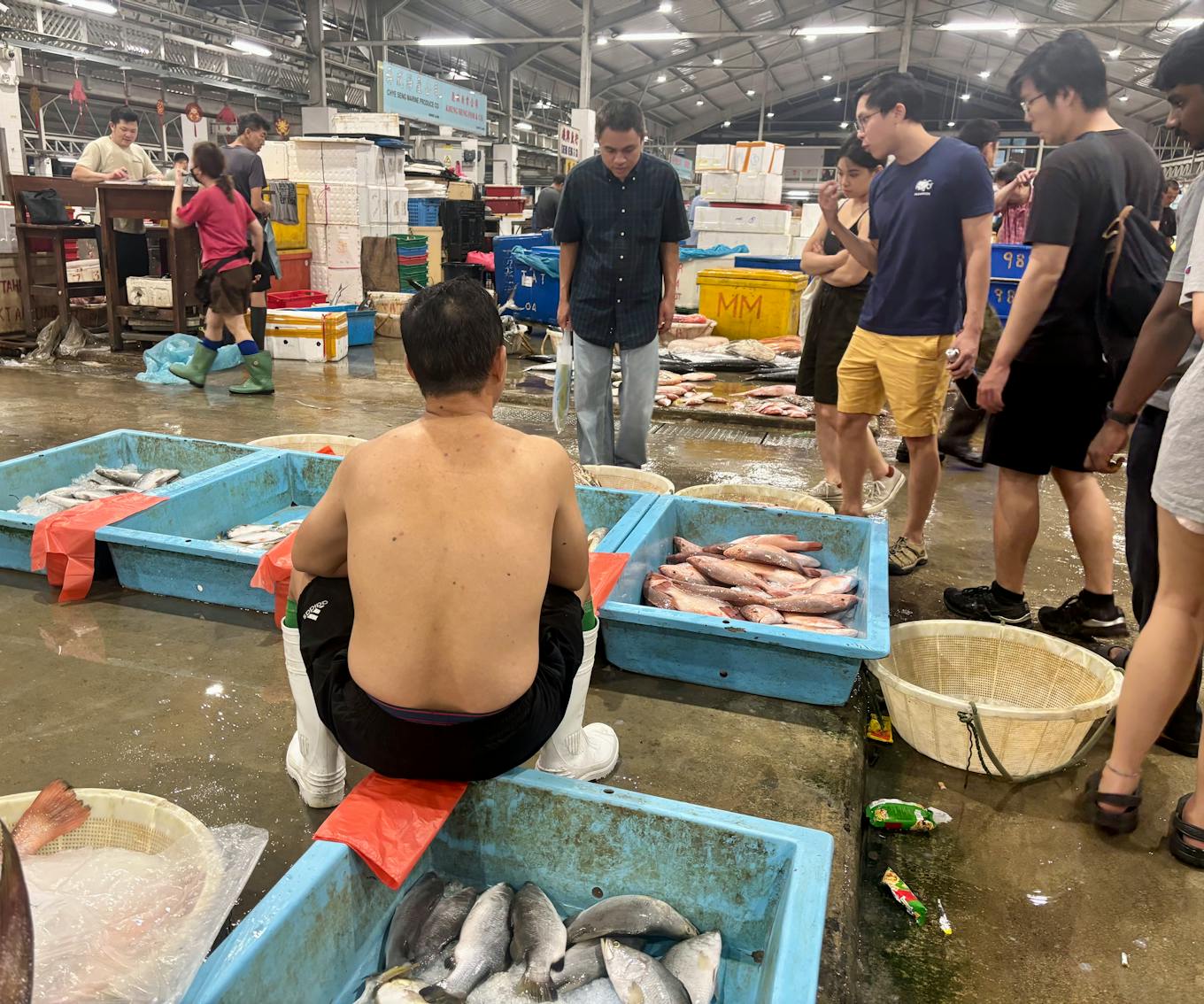A Pasar Fish tour group is guided through Jurong Fishery Port.