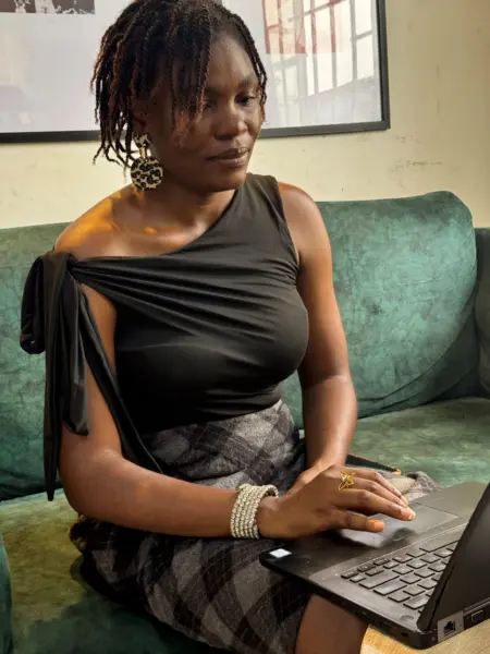 African woman using a laptop