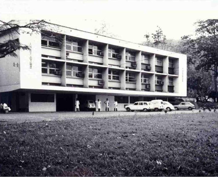 Institut Pasteur de Bangui in black and white, 1961