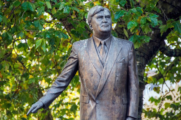 bronze statue of nye bevan in cardiff.