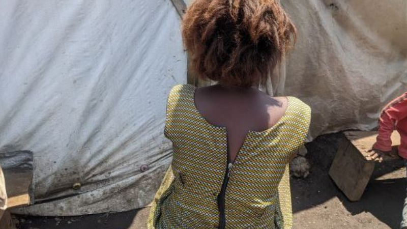 Image of a woman displaced by war at the Don Bosco camp in Nyiragongo in North Kivu, eastern &nbsp;DRC.